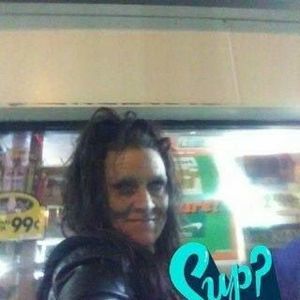 Meet your Posher, Laci